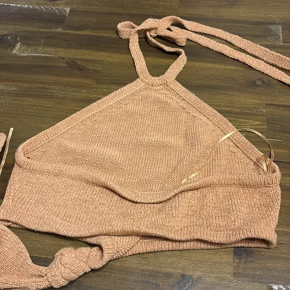 Isalis Halter Cut Out Mini Dress Knit Knot Sexy Beachy Open Sides M - Picture 6 of 6